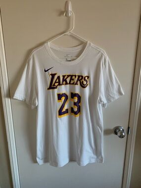 Nike Lakers LeBron James 23 White Shirt Dri-Fit Men Size Large. Good Condition.